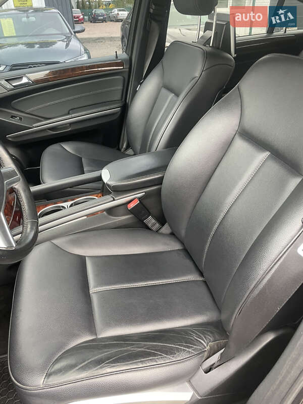 Позашляховик / Кросовер Mercedes-Benz GL-Class 2011 в Кременчуці фото 14 Позашляховик / Кросовер Mercedes-Benz GL-Class 2011 в Кременчуці
