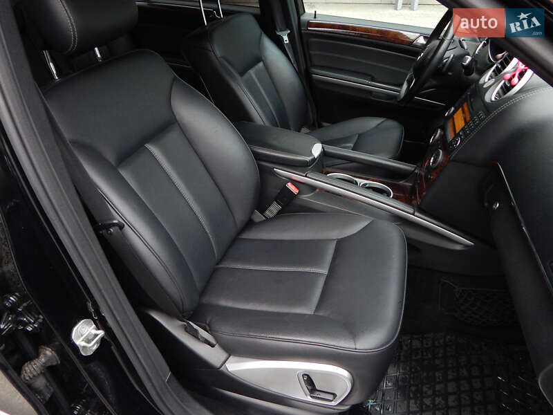 Внедорожник / Кроссовер Mercedes-Benz GL-Class 2010 в Киеве