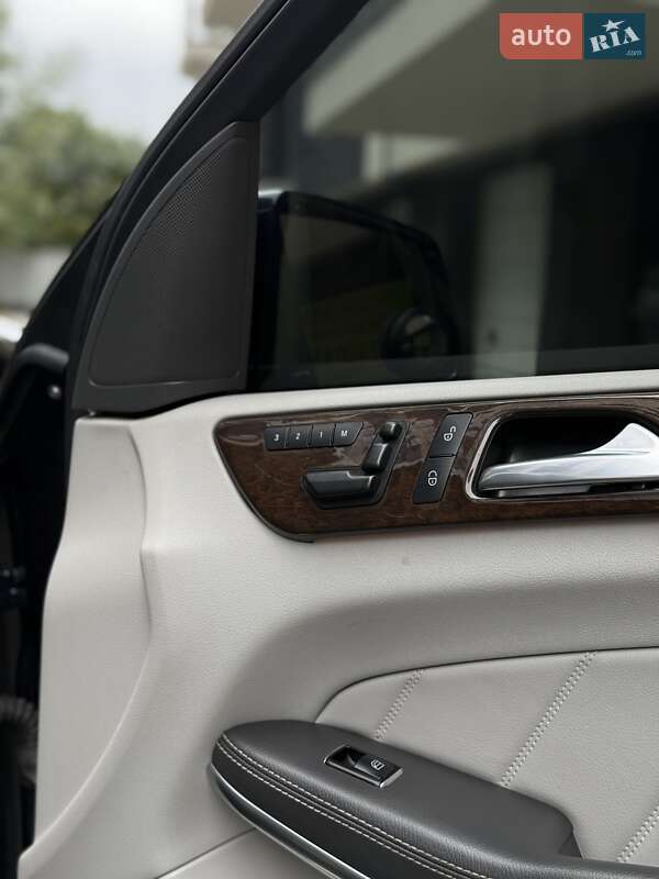 Внедорожник / Кроссовер Mercedes-Benz GL-Class 2012 в Ивано-Франковске