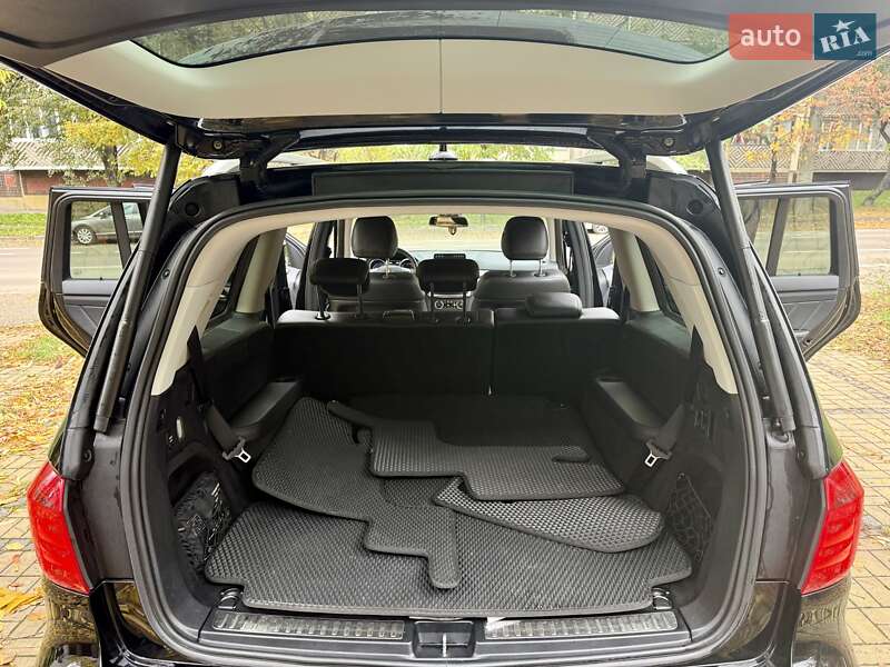 Позашляховик / Кросовер Mercedes-Benz GL-Class 2015 в Києві фото 40 Позашляховик / Кросовер Mercedes-Benz GL-Class 2015 в Києві