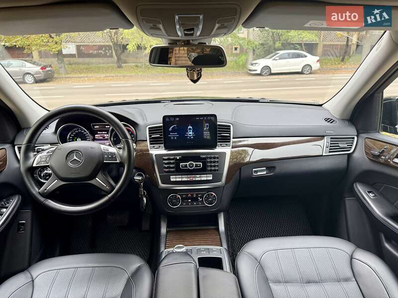 Позашляховик / Кросовер Mercedes-Benz GL-Class 2015 в Києві фото 69 Позашляховик / Кросовер Mercedes-Benz GL-Class 2015 в Києві