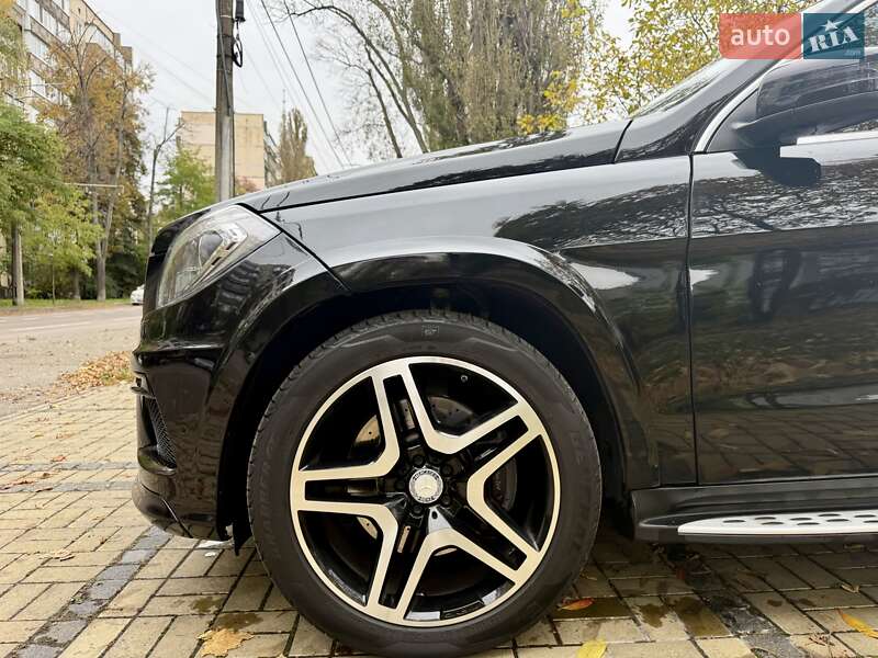 Позашляховик / Кросовер Mercedes-Benz GL-Class 2015 в Києві фото 83 Позашляховик / Кросовер Mercedes-Benz GL-Class 2015 в Києві