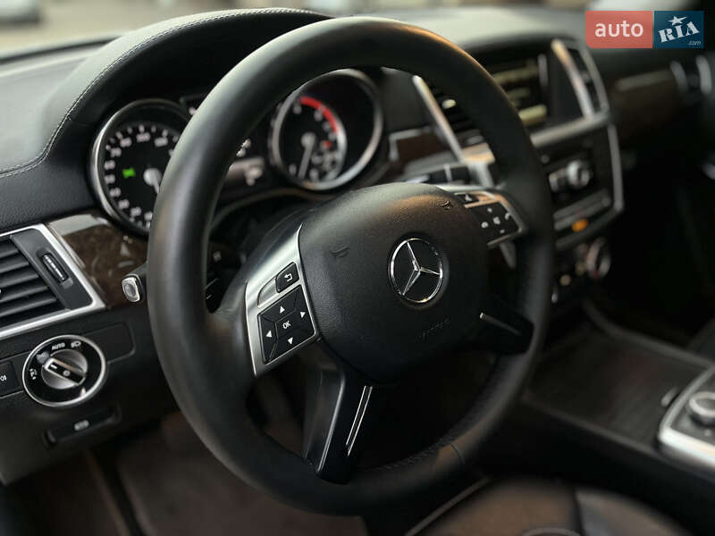 Позашляховик / Кросовер Mercedes-Benz GL-Class 2014 в Харкові фото 32 Позашляховик / Кросовер Mercedes-Benz GL-Class 2014 в Харкові