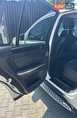Внедорожник / Кроссовер Mercedes-Benz GL-Class 2011 в 