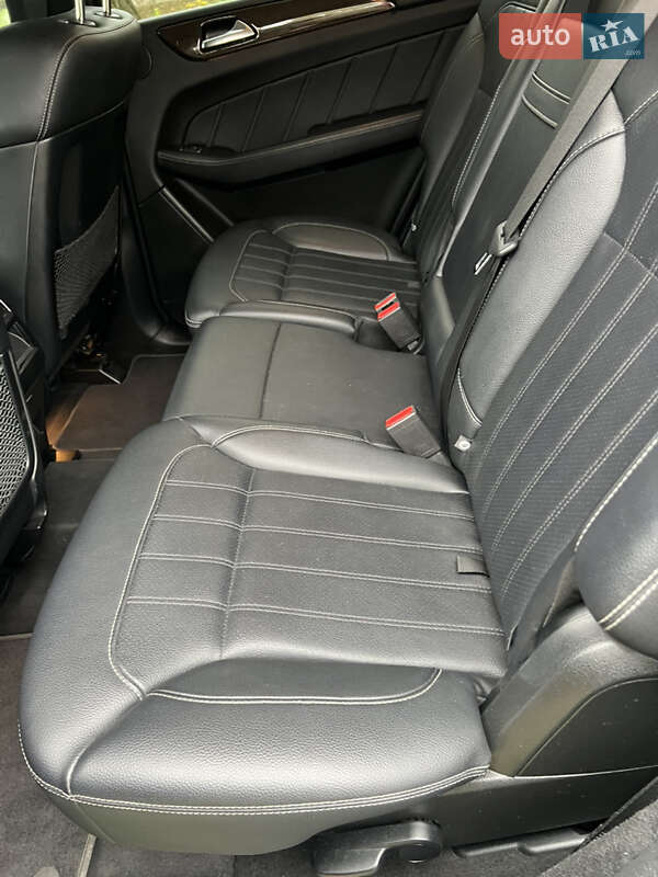 Внедорожник / Кроссовер Mercedes-Benz GL-Class 2015 в Киеве фото 18 Внедорожник / Кроссовер Mercedes-Benz GL-Class 2015 в Киеве