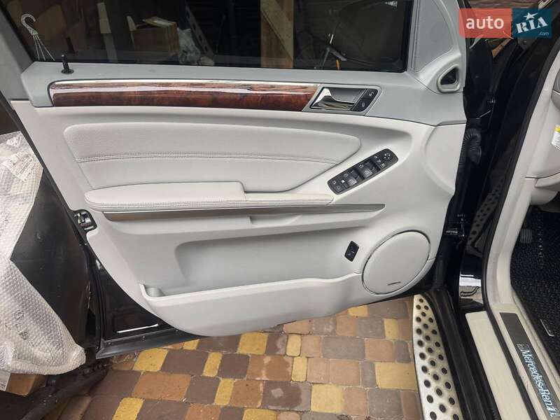 Позашляховик / Кросовер Mercedes-Benz GL-Class 2007 в Києві фото 8 Позашляховик / Кросовер Mercedes-Benz GL-Class 2007 в Києві