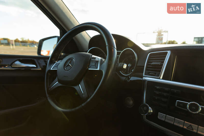 Позашляховик / Кросовер Mercedes-Benz GL-Class 2014 в Одесі