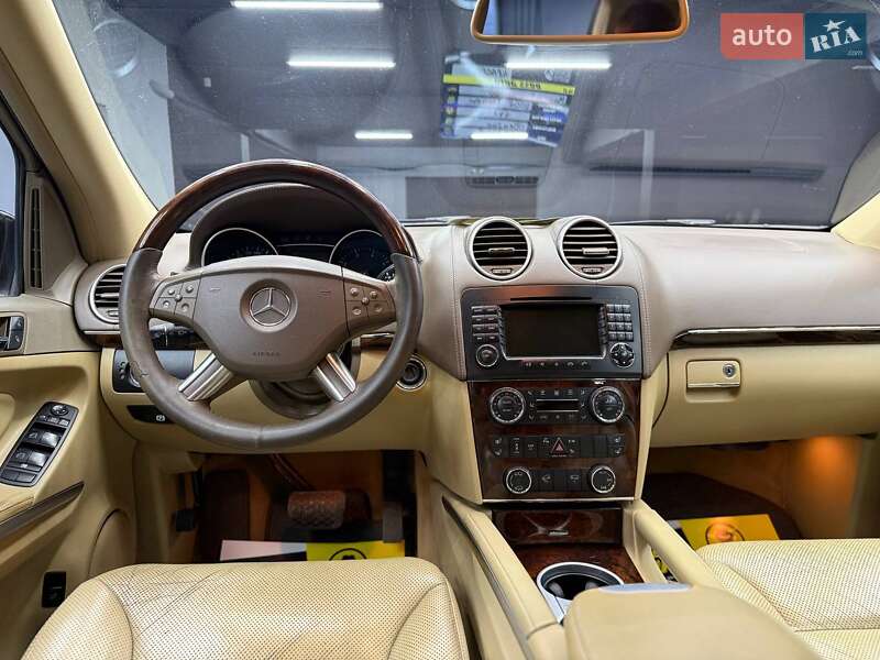 Позашляховик / Кросовер Mercedes-Benz GL-Class 2008 в Чернівцях