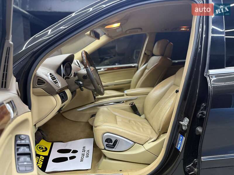 Позашляховик / Кросовер Mercedes-Benz GL-Class 2008 в Чернівцях