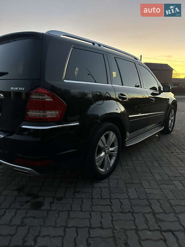 Позашляховик / Кросовер Mercedes-Benz GL-Class 2011 в Тернополі фото 10 Позашляховик / Кросовер Mercedes-Benz GL-Class 2011 в Тернополі