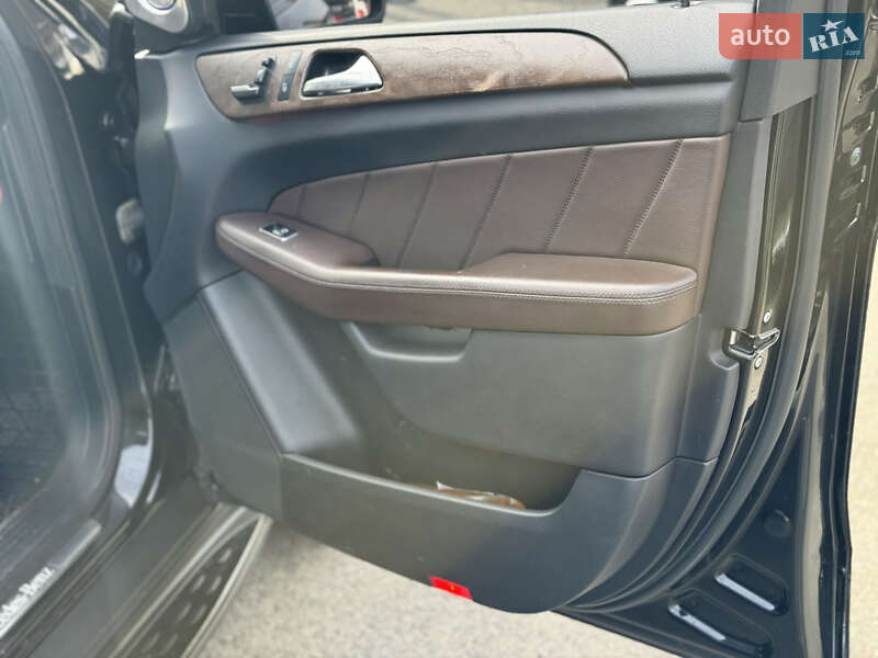 Внедорожник / Кроссовер Mercedes-Benz GL-Class 2014 в Львове фото 20 Внедорожник / Кроссовер Mercedes-Benz GL-Class 2014 в Львове