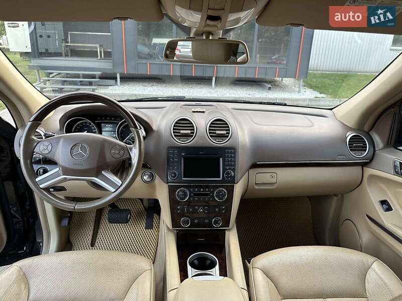 Позашляховик / Кросовер Mercedes-Benz GL-Class 2010 в Броварах