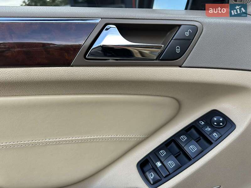 Позашляховик / Кросовер Mercedes-Benz GL-Class 2010 в Броварах