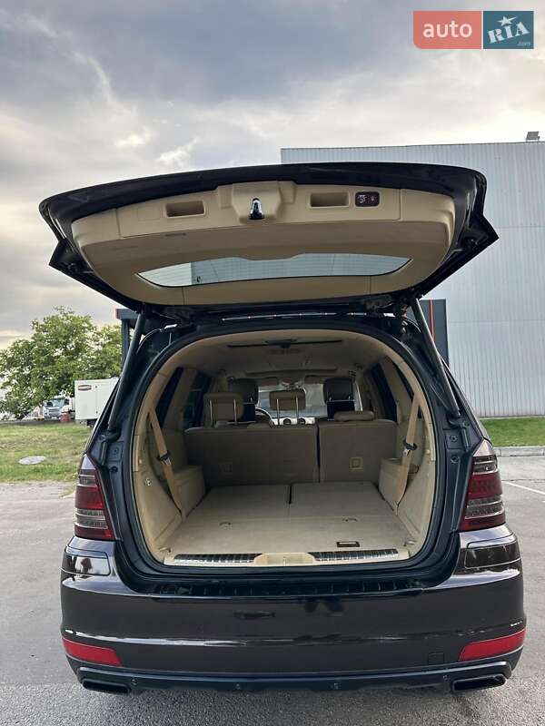 Позашляховик / Кросовер Mercedes-Benz GL-Class 2010 в Броварах