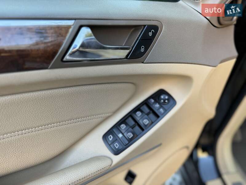Внедорожник / Кроссовер Mercedes-Benz GL-Class 2008 в Киеве фото 26 Внедорожник / Кроссовер Mercedes-Benz GL-Class 2008 в Киеве