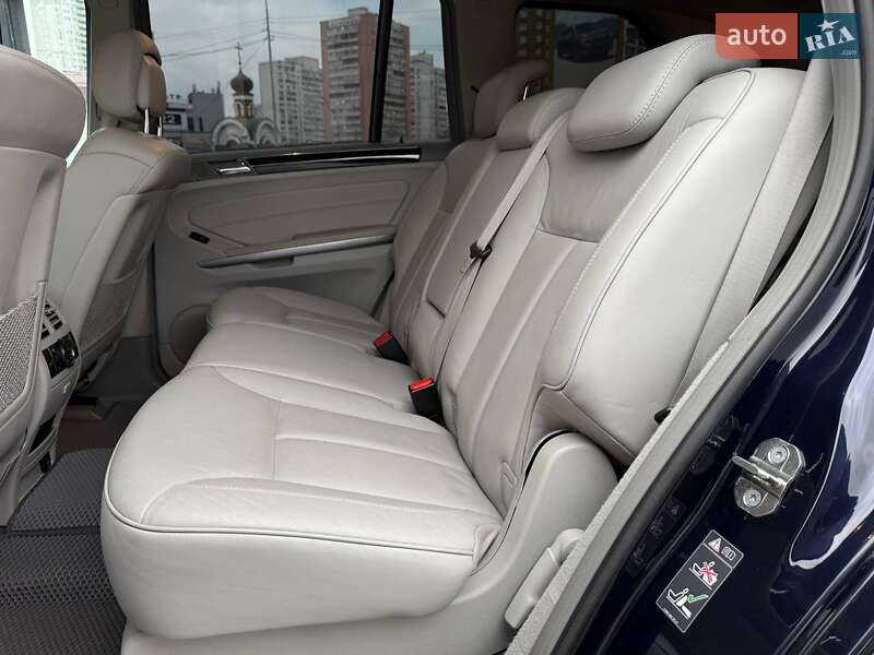 Внедорожник / Кроссовер Mercedes-Benz GL-Class 2010 в Киеве фото 10 Внедорожник / Кроссовер Mercedes-Benz GL-Class 2010 в Киеве
