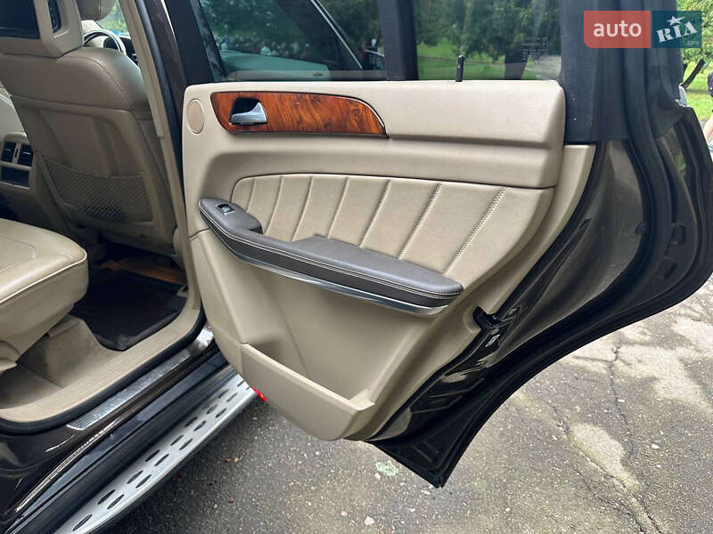 Внедорожник / Кроссовер Mercedes-Benz GL-Class 2013 в Ровно фото 39 Внедорожник / Кроссовер Mercedes-Benz GL-Class 2013 в Ровно