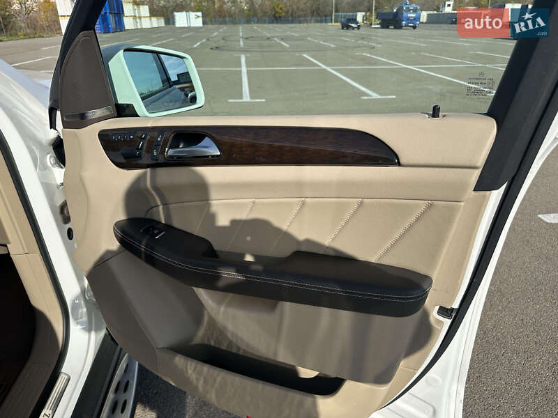 Внедорожник / Кроссовер Mercedes-Benz GL-Class 2015 в Кривом Роге