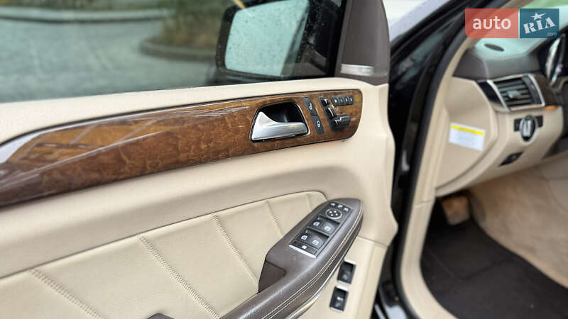 Внедорожник / Кроссовер Mercedes-Benz GL-Class 2012 в Ивано-Франковске фото 30 Внедорожник / Кроссовер Mercedes-Benz GL-Class 2012 в Ивано-Франковске