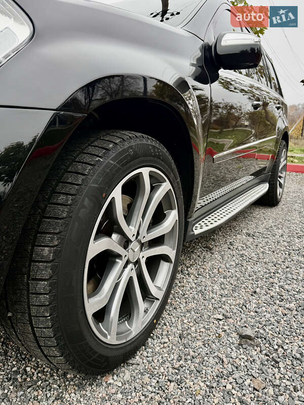 Внедорожник / Кроссовер Mercedes-Benz GL-Class 2009 в Гадяче