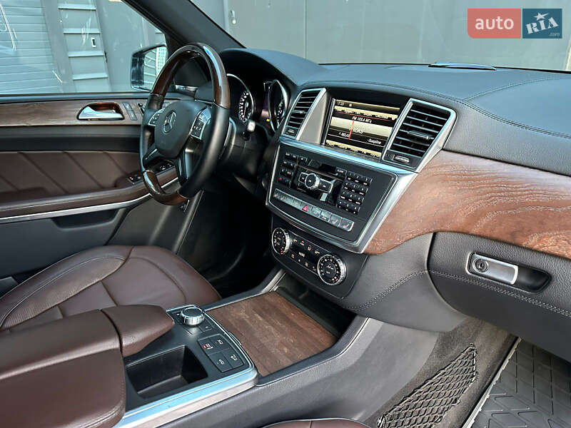 Позашляховик / Кросовер Mercedes-Benz GL-Class 2013 в Луцьку фото 44 Позашляховик / Кросовер Mercedes-Benz GL-Class 2013 в Луцьку