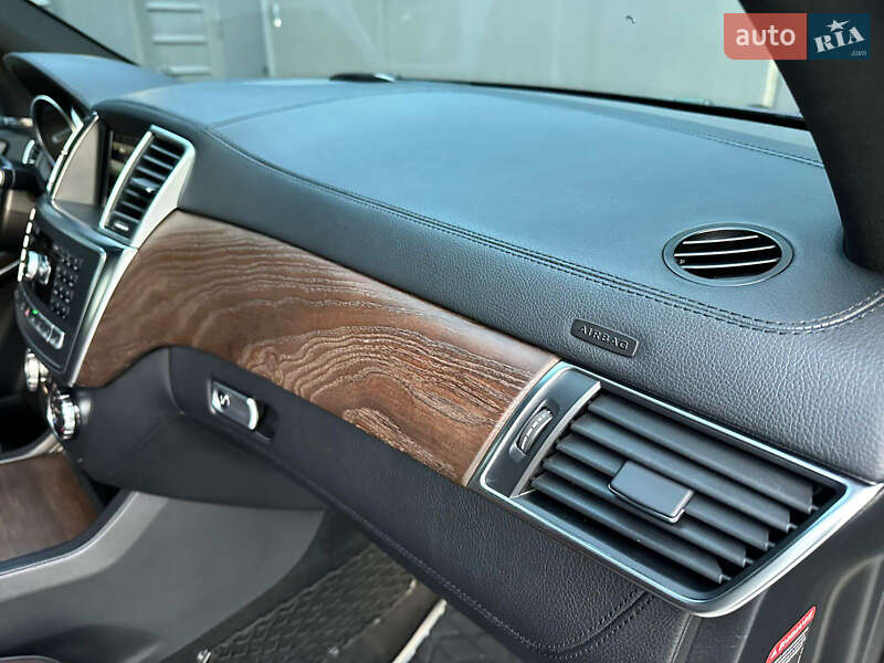 Позашляховик / Кросовер Mercedes-Benz GL-Class 2013 в Луцьку фото 56 Позашляховик / Кросовер Mercedes-Benz GL-Class 2013 в Луцьку