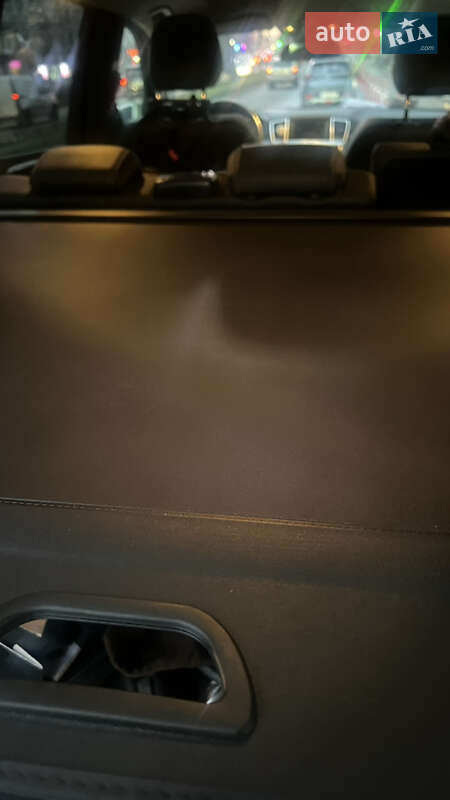 Внедорожник / Кроссовер Mercedes-Benz GL-Class 2015 в Киеве фото 55 Внедорожник / Кроссовер Mercedes-Benz GL-Class 2015 в Киеве