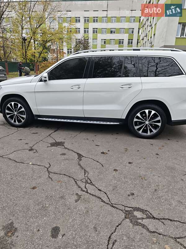 Mercedes-Benz GL-Class 2014 Mercedes-Benz GL-Class 2014