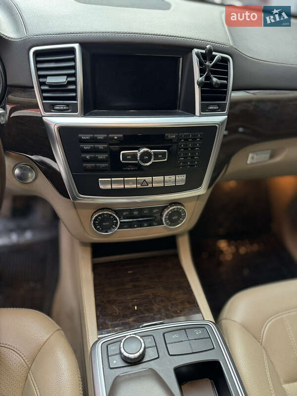 Позашляховик / Кросовер Mercedes-Benz GL-Class 2013 в Івано-Франківську фото 17 Позашляховик / Кросовер Mercedes-Benz GL-Class 2013 в Івано-Франківську