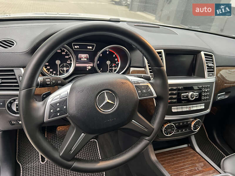 Позашляховик / Кросовер Mercedes-Benz GL-Class 2013 в Рівному