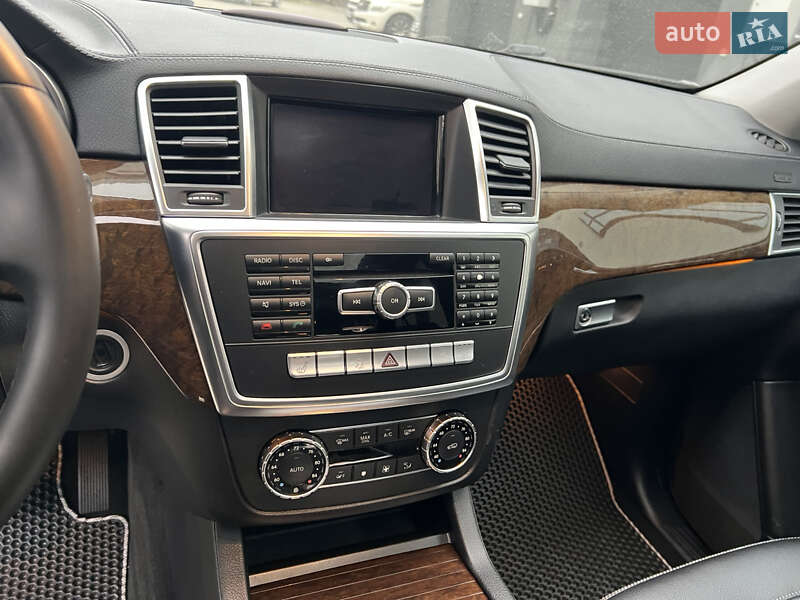 Позашляховик / Кросовер Mercedes-Benz GL-Class 2013 в Рівному