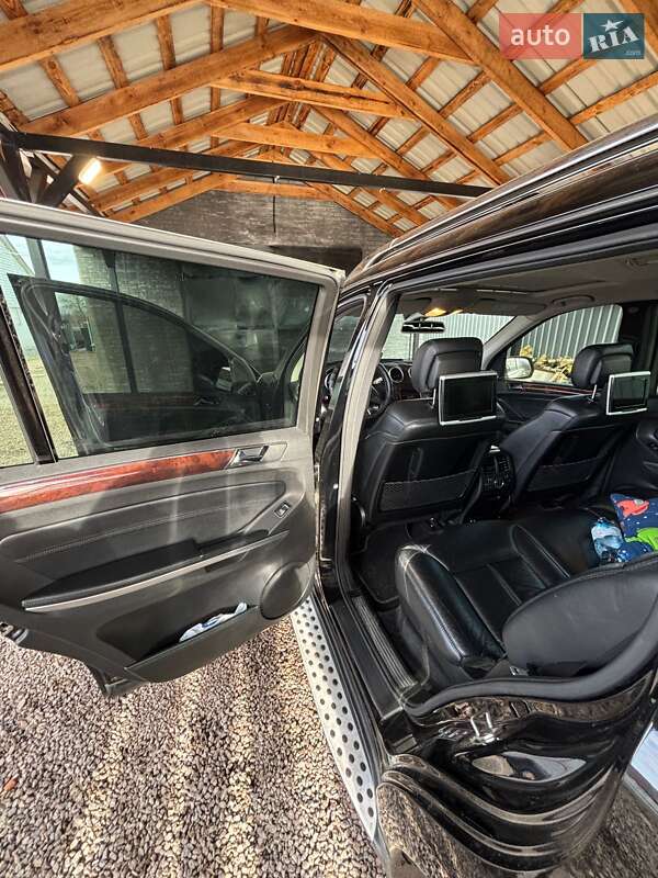 Внедорожник / Кроссовер Mercedes-Benz GL-Class 2009 в Березане фото 8 Внедорожник / Кроссовер Mercedes-Benz GL-Class 2009 в Березане