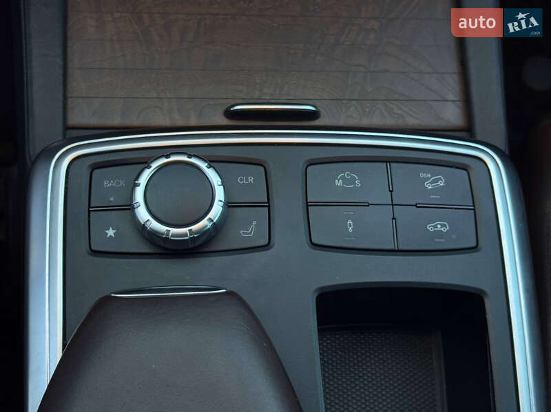 Позашляховик / Кросовер Mercedes-Benz GL-Class 2015 в Києві