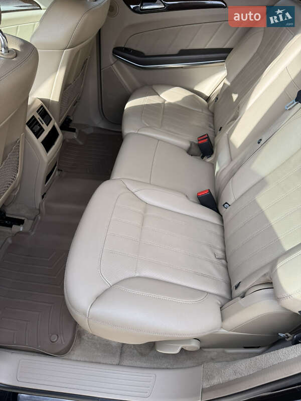 Внедорожник / Кроссовер Mercedes-Benz GL-Class 2013 в Ивано-Франковске фото 13 Внедорожник / Кроссовер Mercedes-Benz GL-Class 2013 в Ивано-Франковске