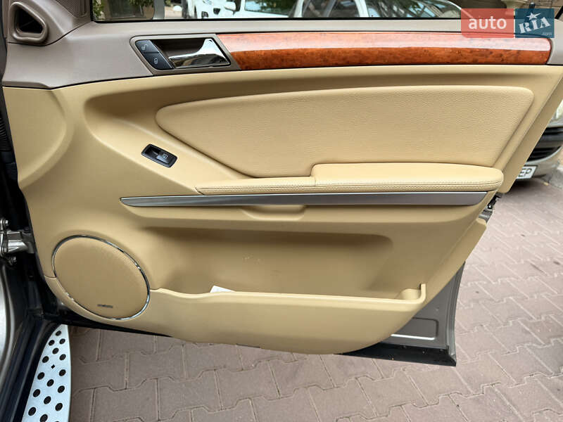 Внедорожник / Кроссовер Mercedes-Benz GL-Class 2008 в Киеве