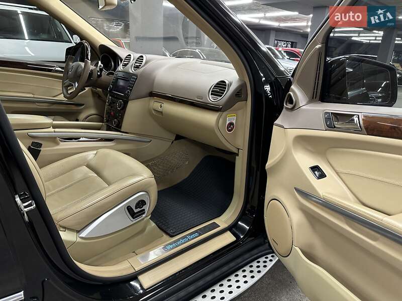 Внедорожник / Кроссовер Mercedes-Benz GL-Class 2010 в Харькове