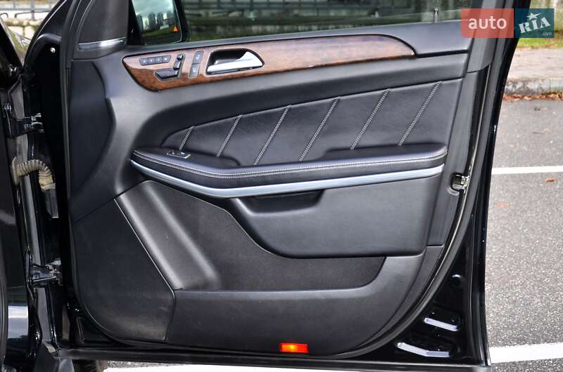 Позашляховик / Кросовер Mercedes-Benz GL-Class 2013 в Києві
