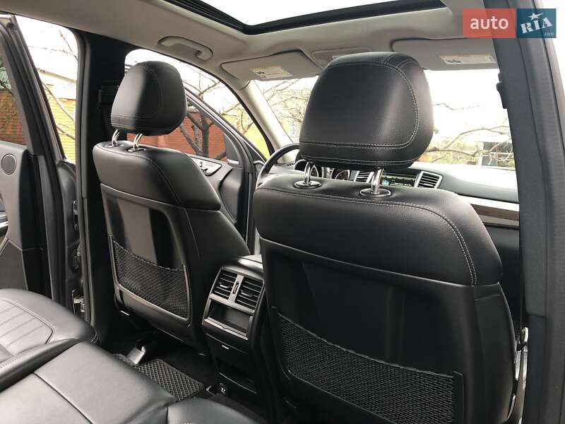 Позашляховик / Кросовер Mercedes-Benz GL-Class 2014 в Кривому Розі фото 33 Позашляховик / Кросовер Mercedes-Benz GL-Class 2014 в Кривому Розі