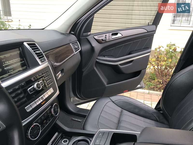 Позашляховик / Кросовер Mercedes-Benz GL-Class 2014 в Кривому Розі фото 84 Позашляховик / Кросовер Mercedes-Benz GL-Class 2014 в Кривому Розі