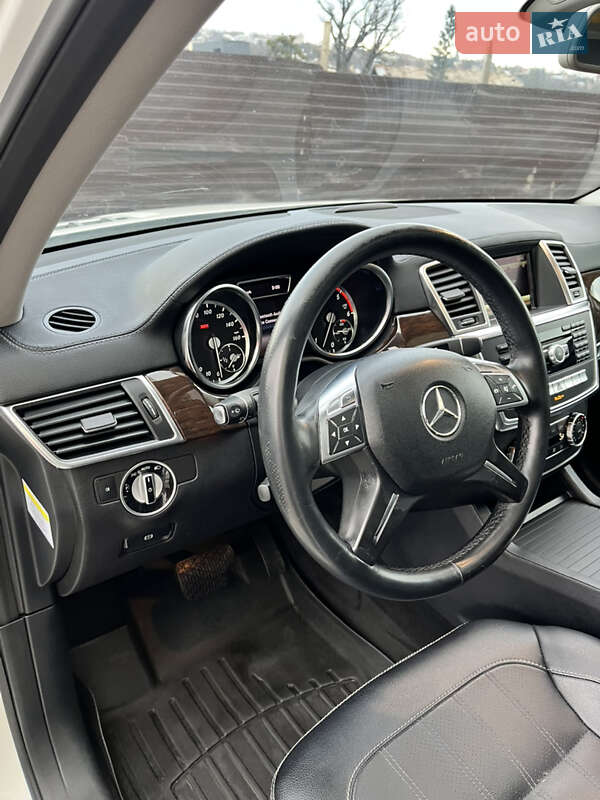 Внедорожник / Кроссовер Mercedes-Benz GL-Class 2014 в Черновцах фото 28 Внедорожник / Кроссовер Mercedes-Benz GL-Class 2014 в Черновцах