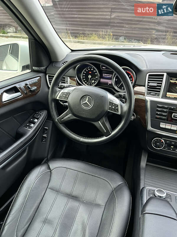 Внедорожник / Кроссовер Mercedes-Benz GL-Class 2014 в Черновцах фото 34 Внедорожник / Кроссовер Mercedes-Benz GL-Class 2014 в Черновцах