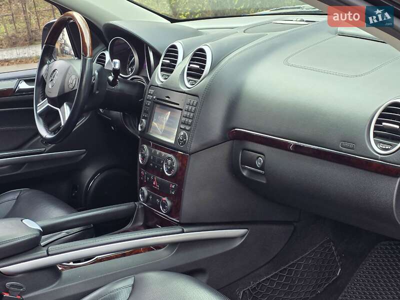 Позашляховик / Кросовер Mercedes-Benz GL-Class 2011 в Дніпрі фото 8 Позашляховик / Кросовер Mercedes-Benz GL-Class 2011 в Дніпрі