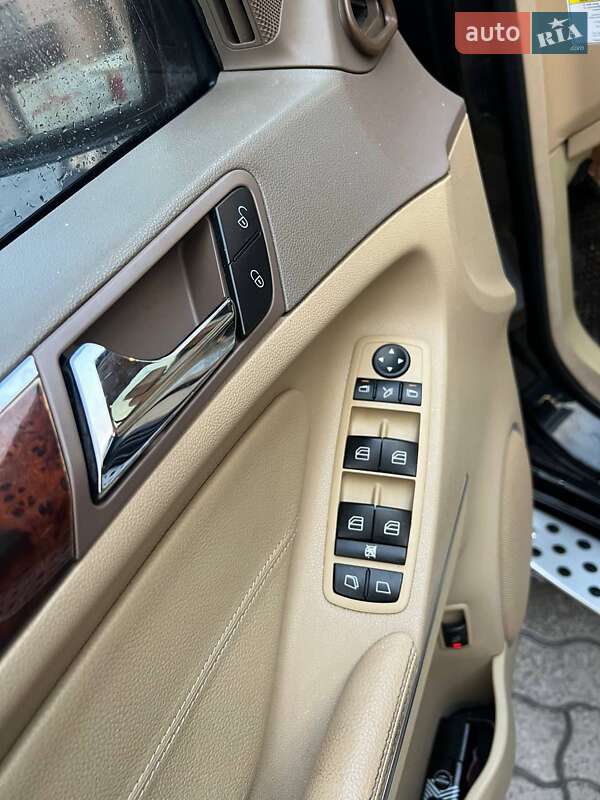 Позашляховик / Кросовер Mercedes-Benz GL-Class 2006 в Городку фото 8 Позашляховик / Кросовер Mercedes-Benz GL-Class 2006 в Городку