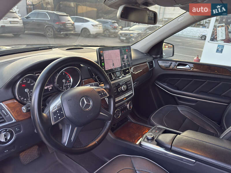 Позашляховик / Кросовер Mercedes-Benz GL-Class 2012 в Дніпрі фото 10 Позашляховик / Кросовер Mercedes-Benz GL-Class 2012 в Дніпрі