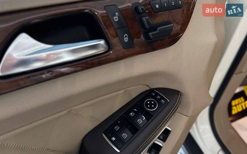 Позашляховик / Кросовер Mercedes-Benz GL-Class 2012 в Шептицькому