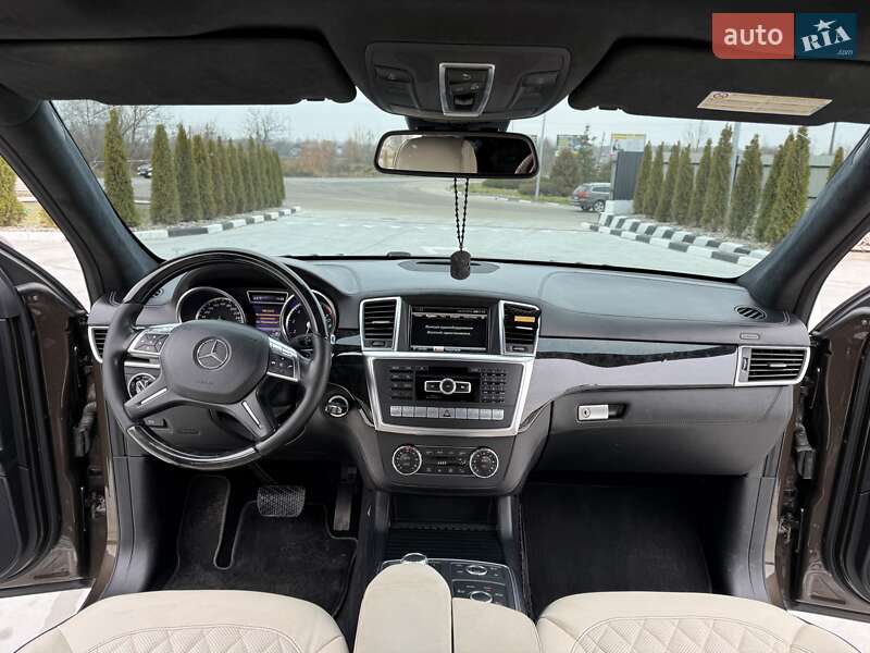 Позашляховик / Кросовер Mercedes-Benz GL-Class 2013 в Звягелі фото 23 Позашляховик / Кросовер Mercedes-Benz GL-Class 2013 в Звягелі