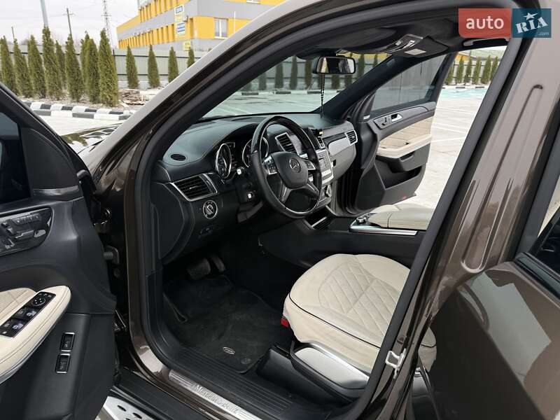 Позашляховик / Кросовер Mercedes-Benz GL-Class 2013 в Звягелі фото 25 Позашляховик / Кросовер Mercedes-Benz GL-Class 2013 в Звягелі