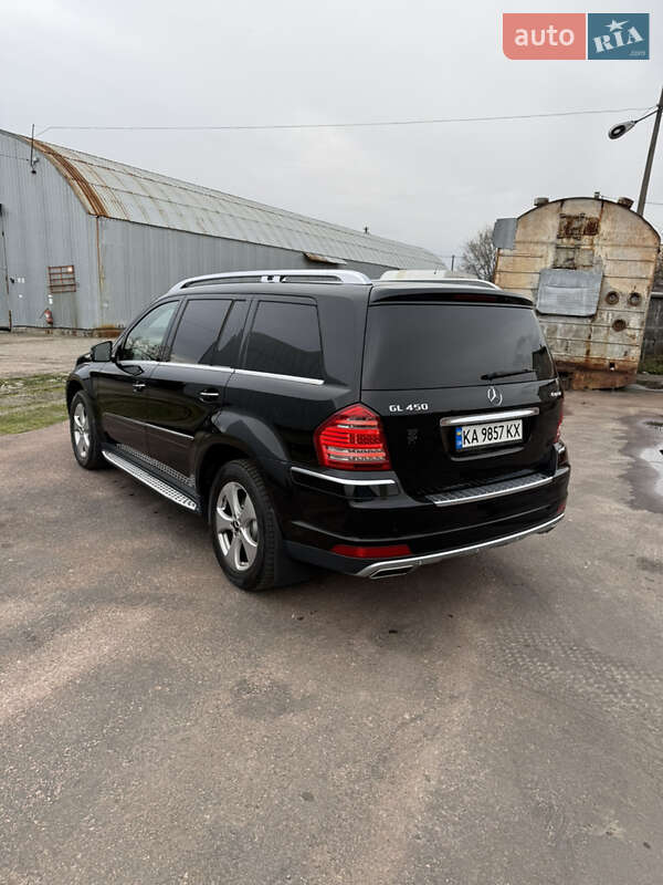 Внедорожник / Кроссовер Mercedes-Benz GL-Class 2010 в Киеве