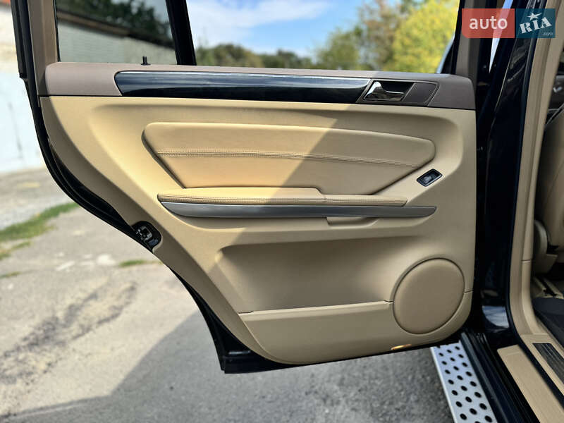 Внедорожник / Кроссовер Mercedes-Benz GL-Class 2011 в Ладыжине