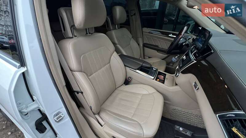 Позашляховик / Кросовер Mercedes-Benz GL-Class 2014 в Києві